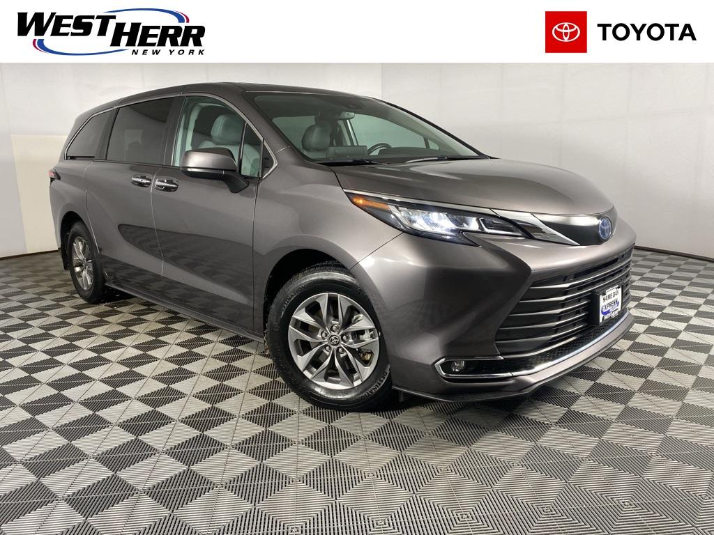 Clean Toyota Sienna